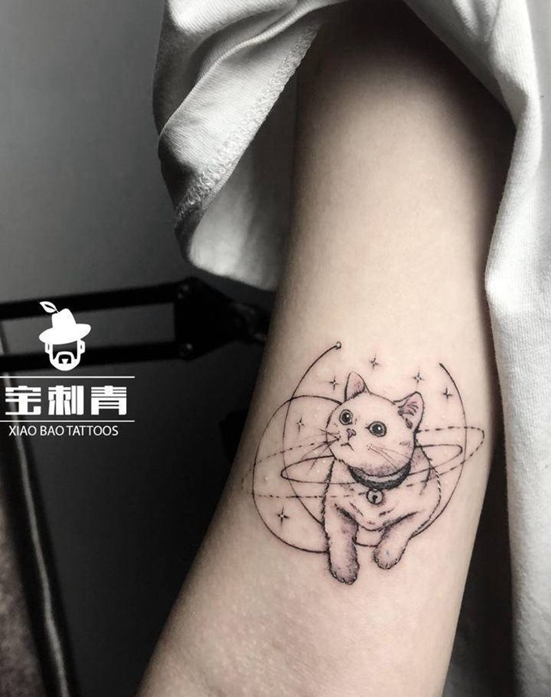 小猫咪纹身图片_手臂点刺清新纹身图案