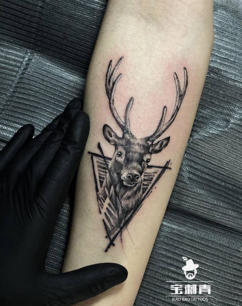 俸禄纹身图片_手臂欧美写实纹身图案