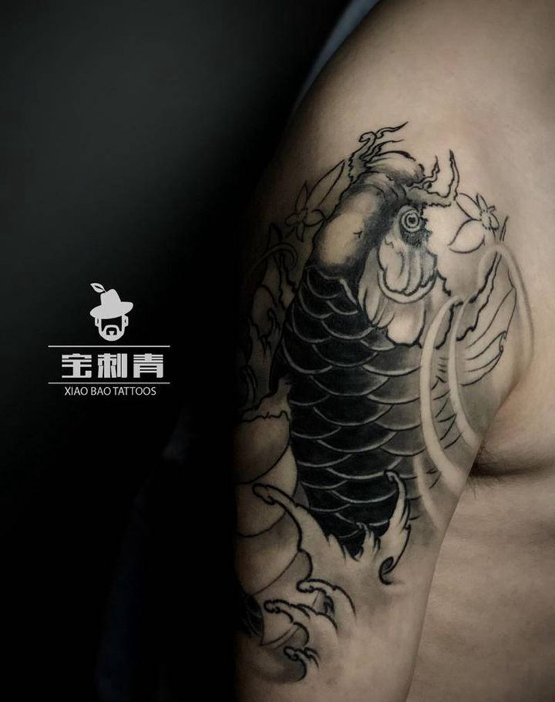 恢复后锦鲤纹身图片_手部新传统纹身图案