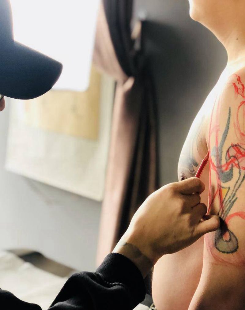 遮盖设计纹身图片_手臂新传统纹身图案