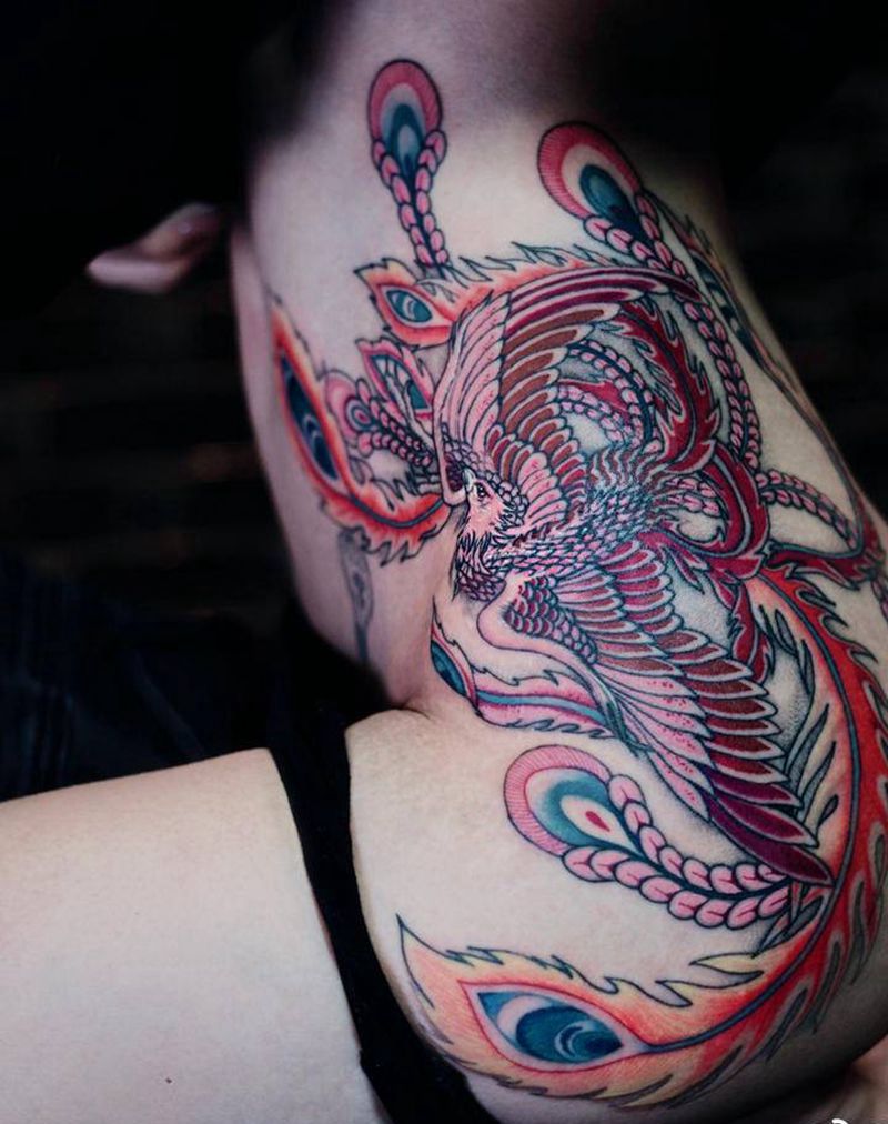 侧腰到腿凤凰纹身图片_腰部新传统New School纹身图案