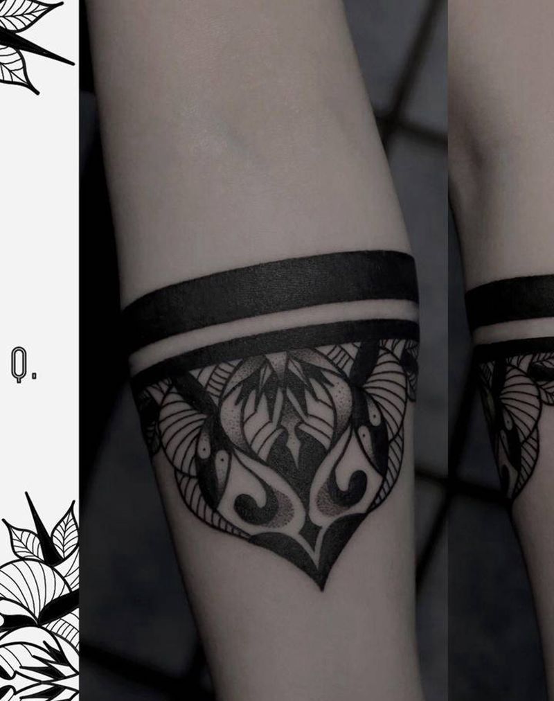 曼陀罗纹身图片_手臂几何图腾纹身图案