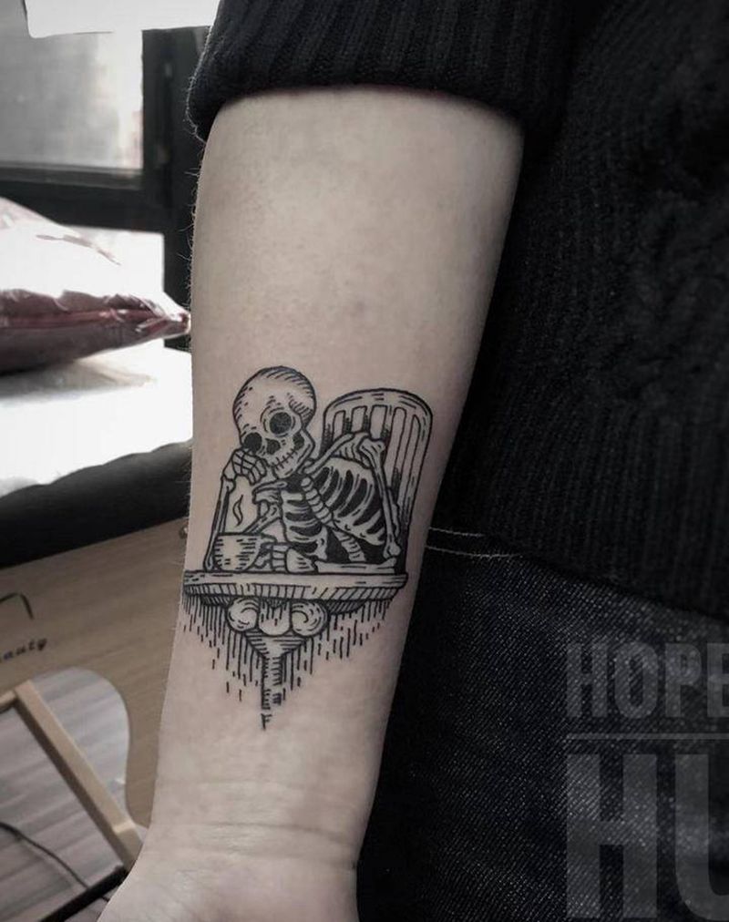 喝咖啡的小骷髅☠️纹身图片_手臂暗黑骷髅纹身图案