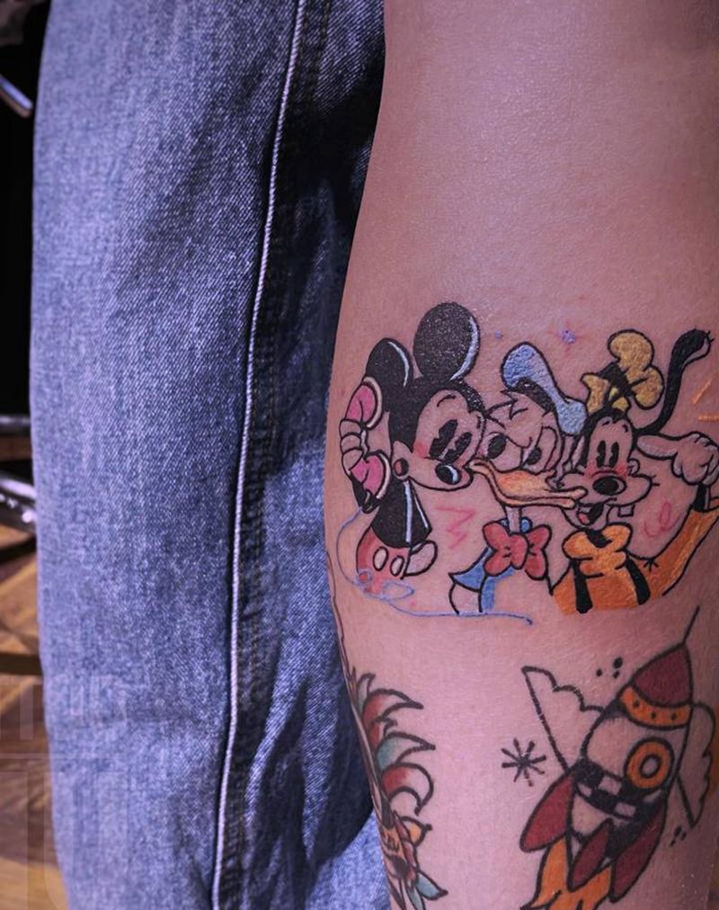 卡通唐老鸭米老鼠高飞纹身图片_手臂卡通纹身唐老鸭纹身图案