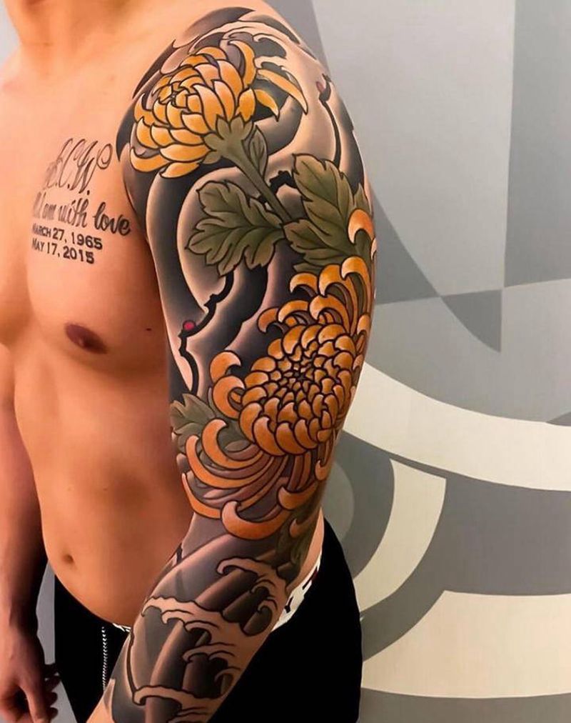 嗯纹身图片_手臂老传统纹身图案