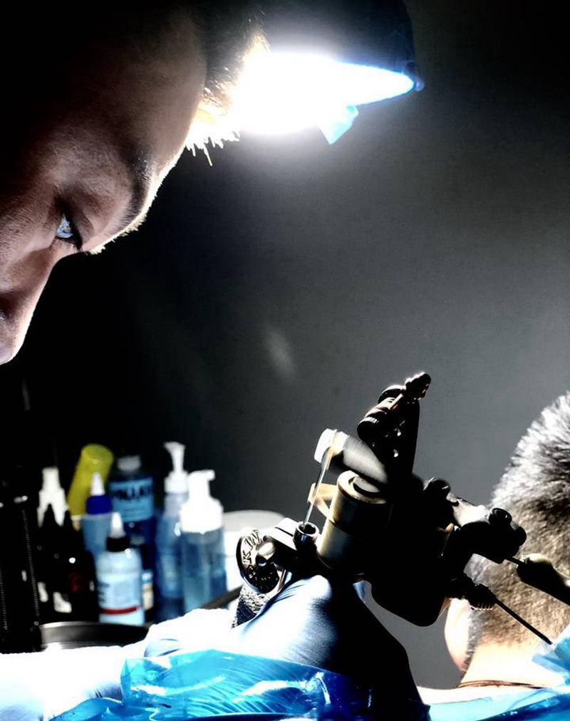 传统刺青纹身图片_背部新传统纹身图案