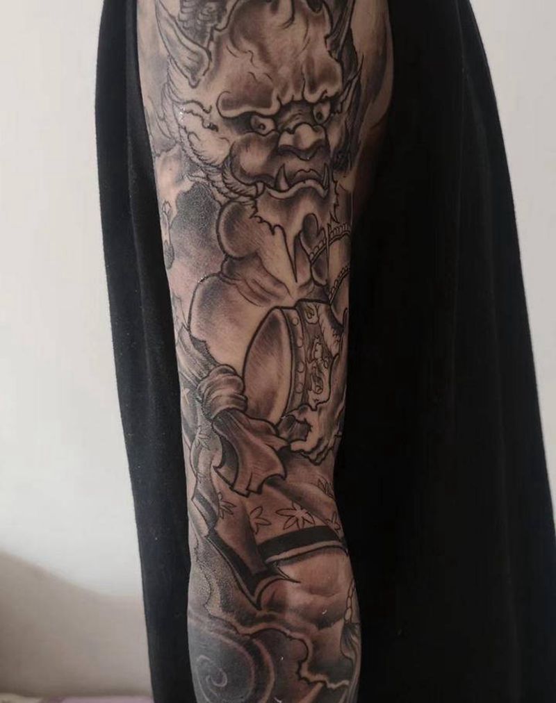 雷神纹身图片_手臂新传统纹身图案