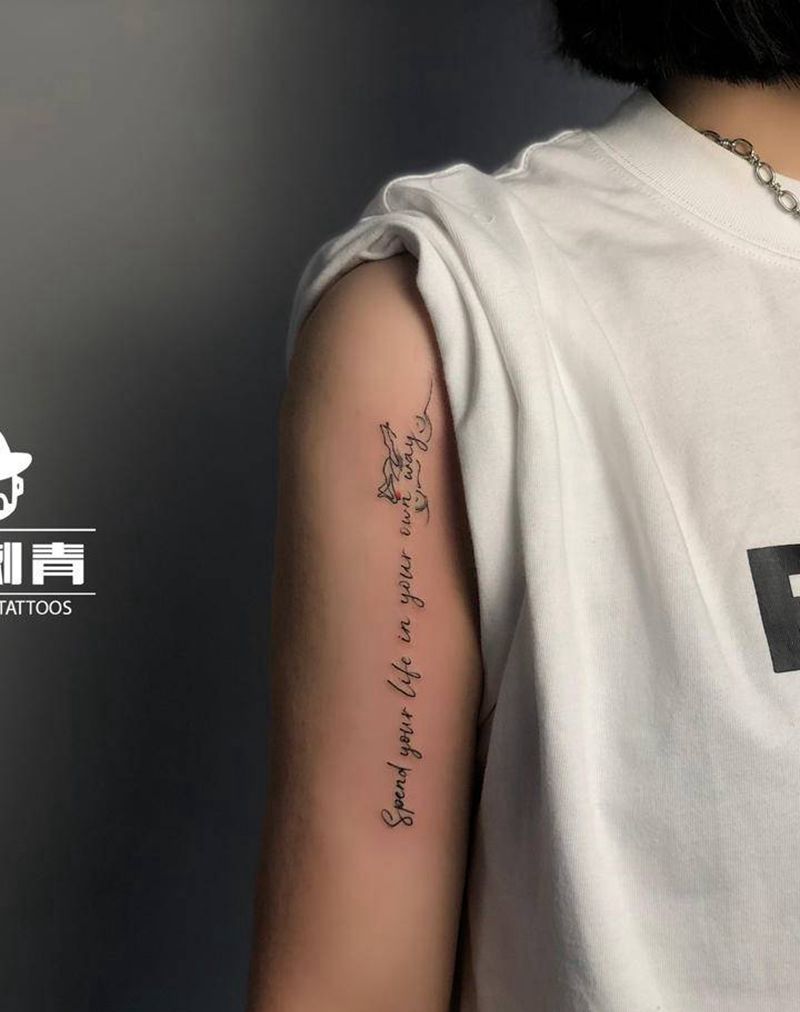 英文作品纹身图片_手臂点刺水彩纹身图案