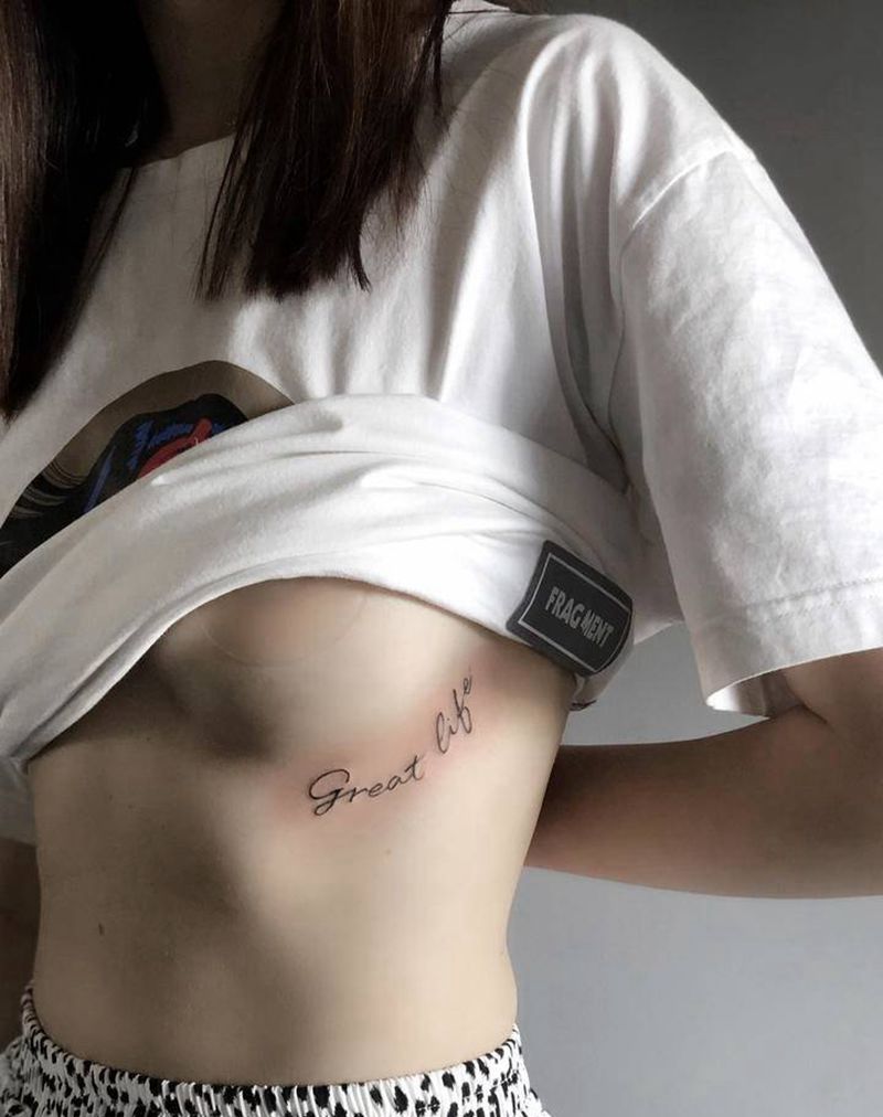 Great life纹身图片_胸部花体字纹身图案