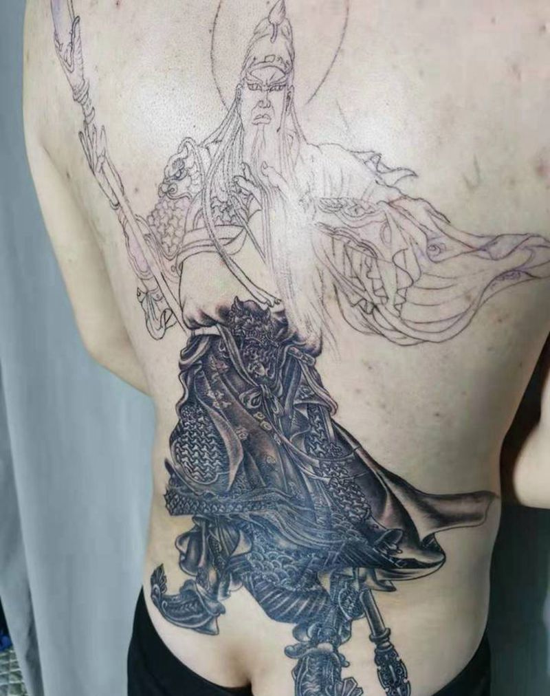 关公未完成纹身图片_背部纹身图案