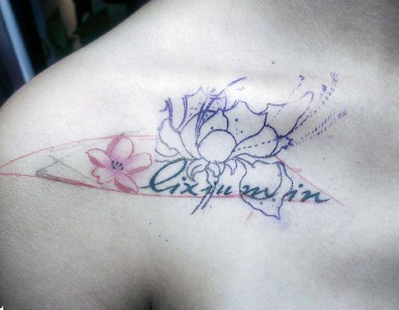 遮盖纹身图片_胸部纹身图案