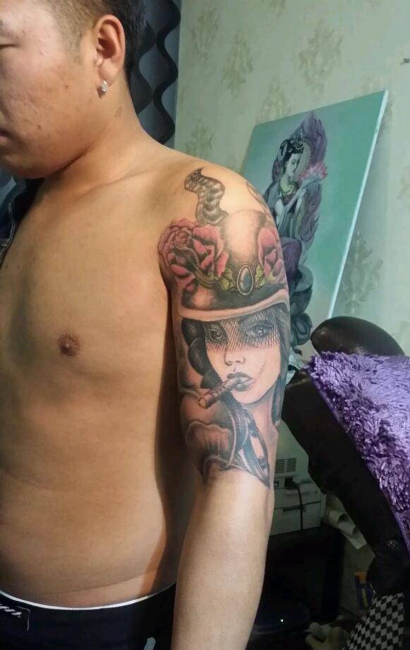 狩猎的女人纹身图片_手臂腿部欧美肖像人物原创成品纹身图案