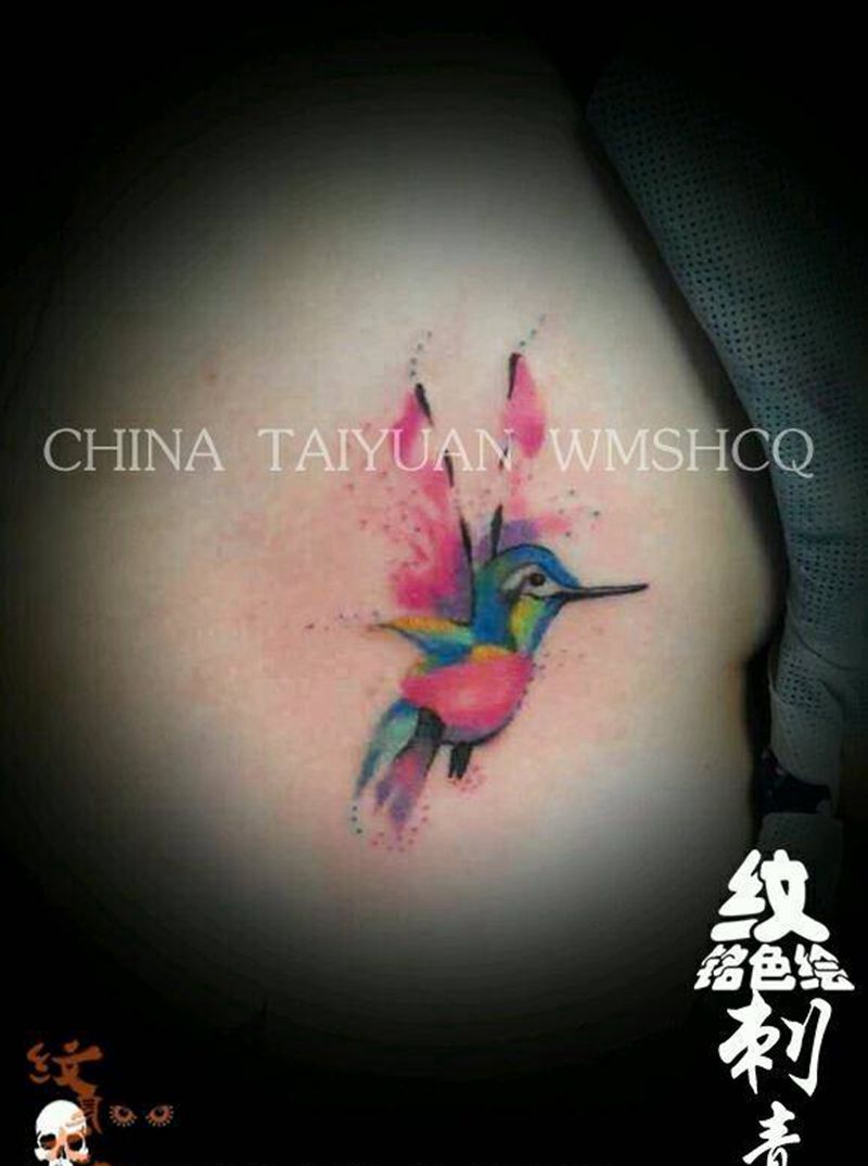 水墨蜂鸟纹身图片_原创纹身图案