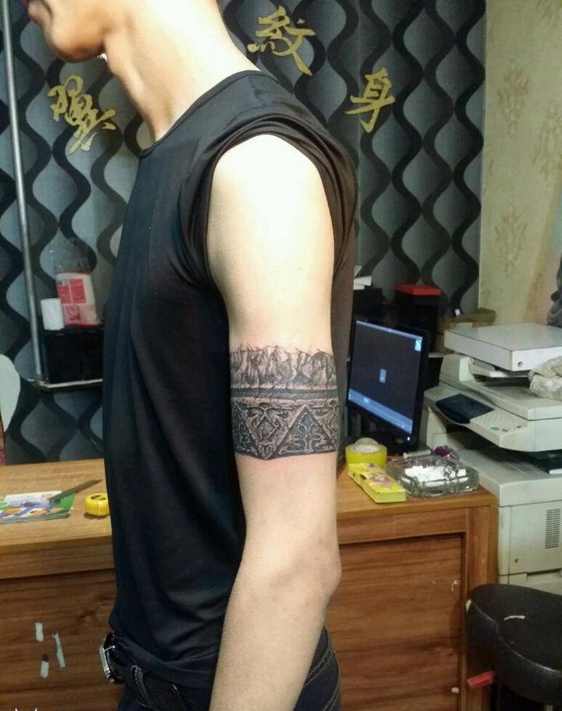 石裂臂环纹身图片_肩部腰部背部手臂腿部手部几何图腾原创成品纹身图案