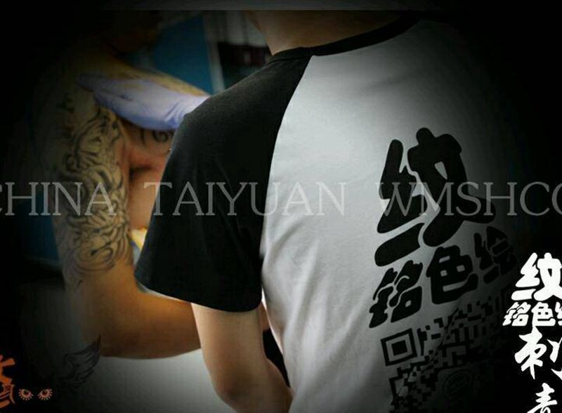 铃铛一个纹身图片