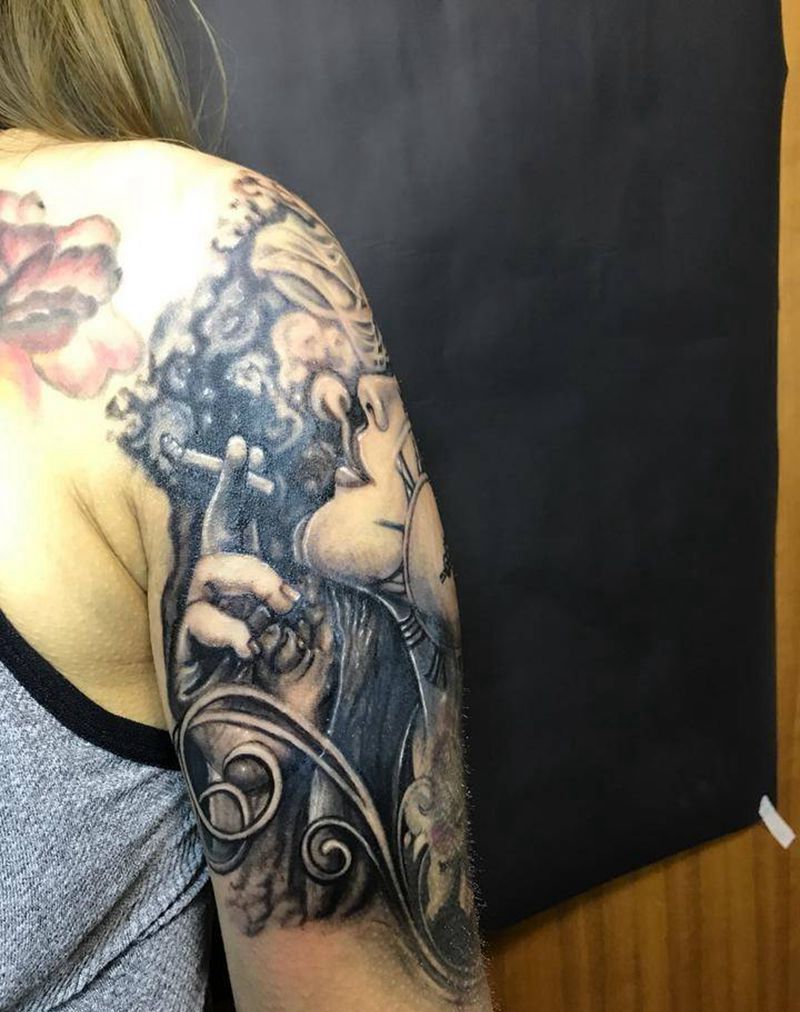 遮盖还剩花部分未完成纹身图片