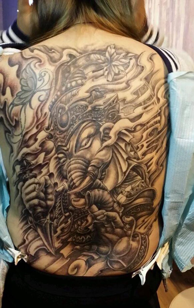 象神完工纹身图片_背部传统动物鬼神宗教成品纹身图案