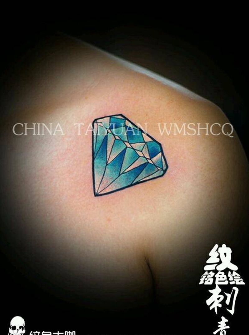 钻石一颗纹身图片