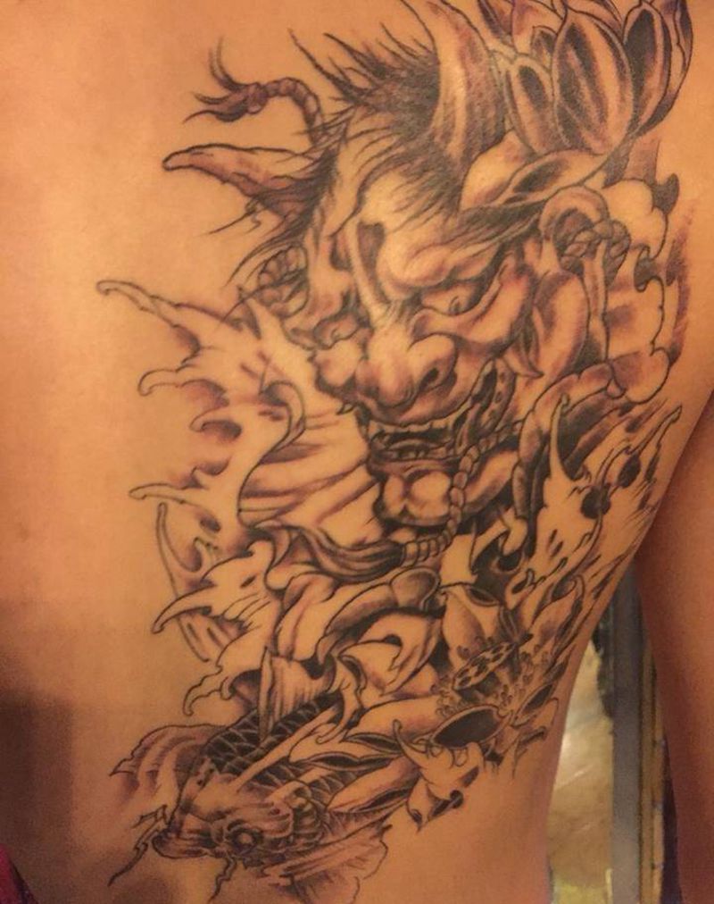 半背班若纹身图片