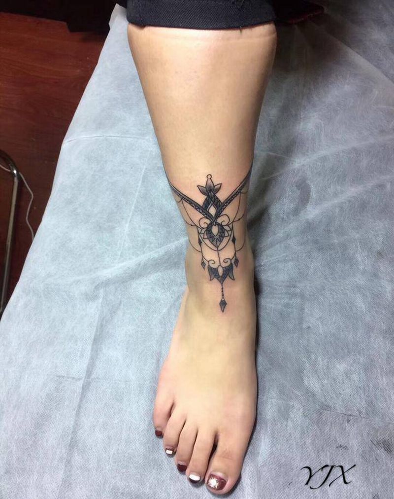 独一无二的脚环纹身图片