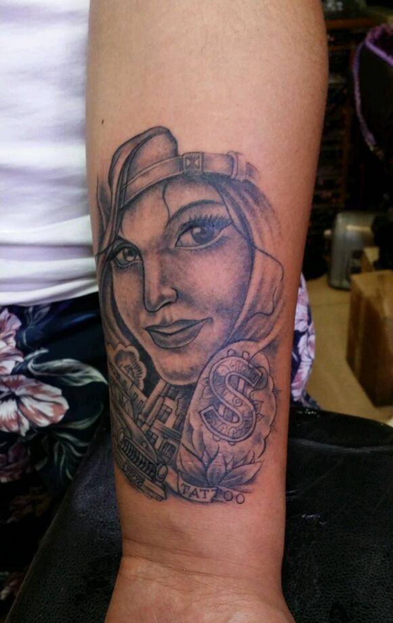 欧美美女纹身图片_肩部手臂腿部手部欧美肖像人物静物成品纹身图案