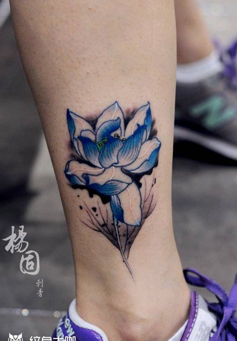 莲纹身图片_脚部腿部新传统纹身图案