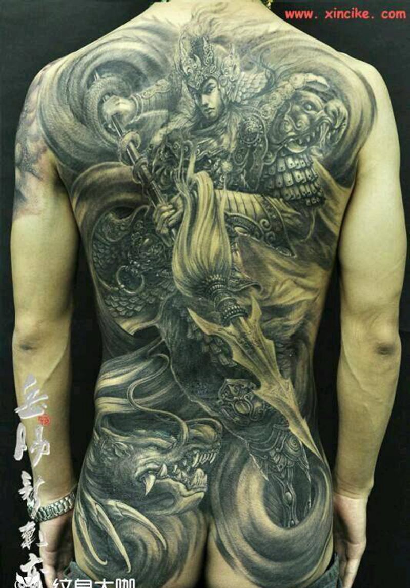 岳师傅的赵云纹身图片