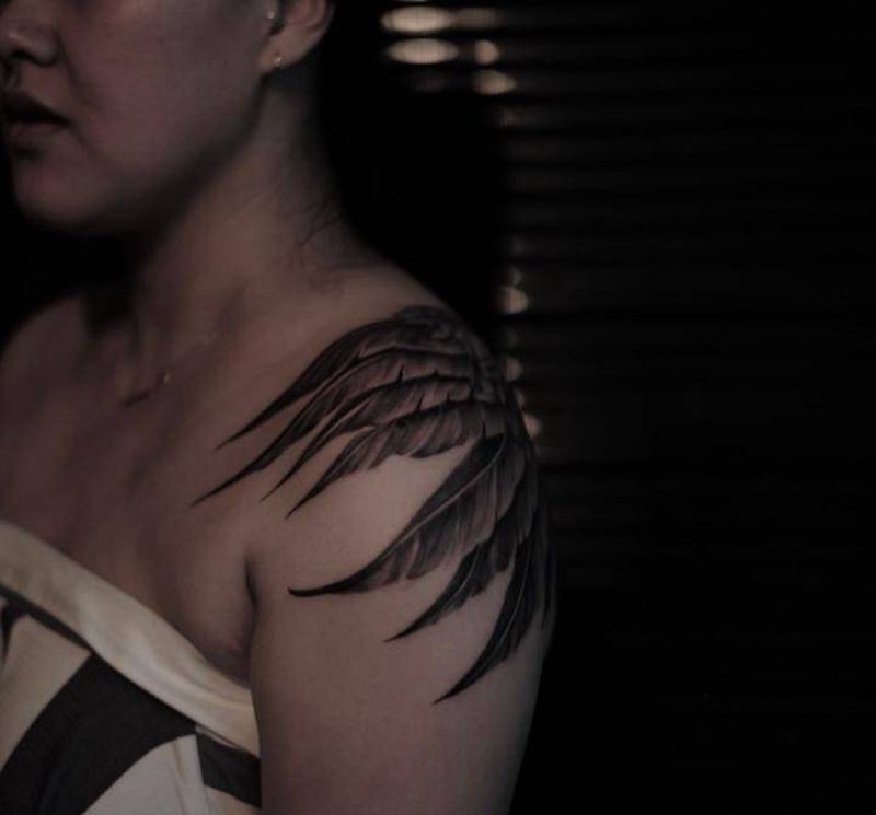 羽纹身图片