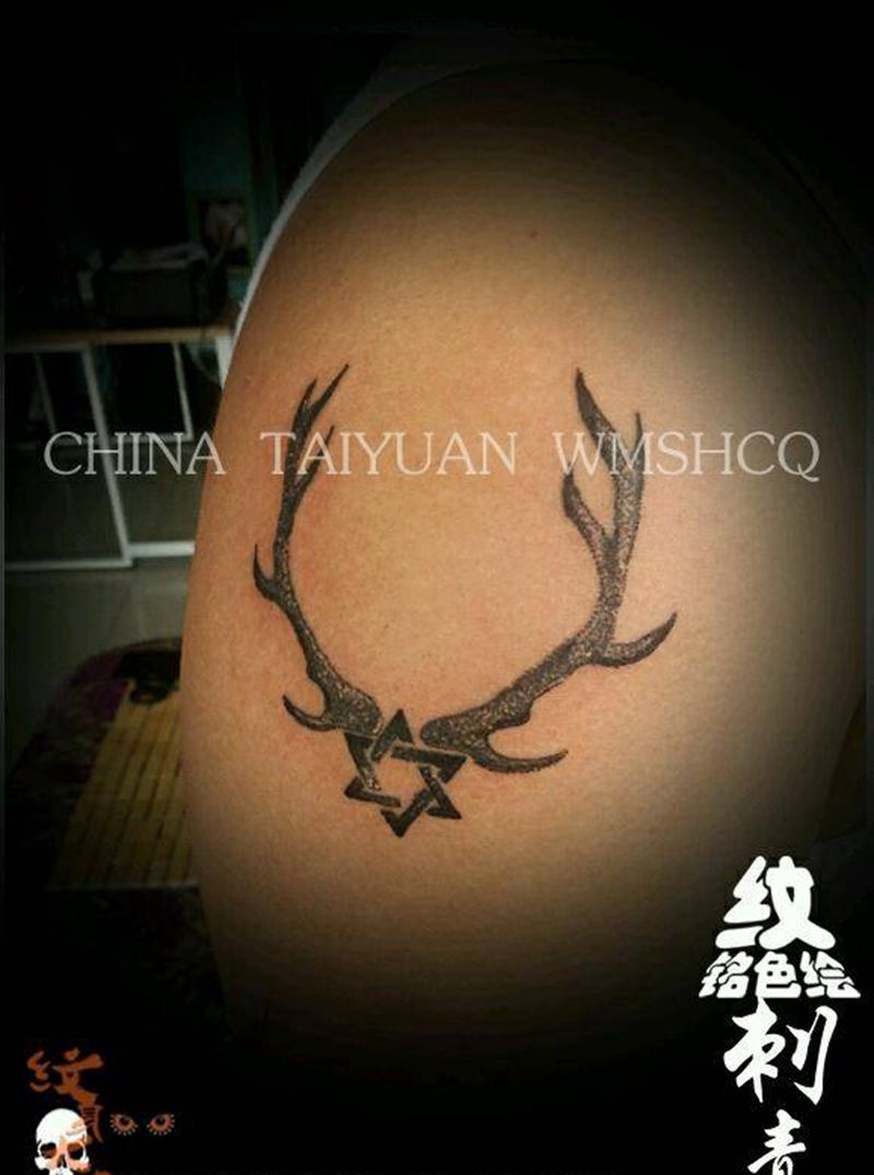 鹿角六盲星纹身图片_清新纹身图案