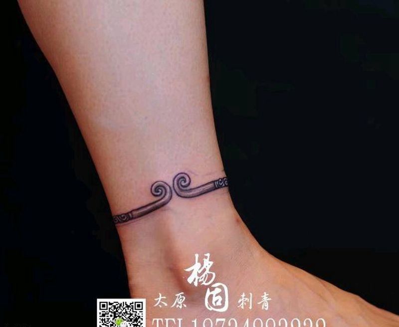 一些小图纹身图片_颈部肩部胸部腹部腰部手臂腿部清新情侣成品纹身图案