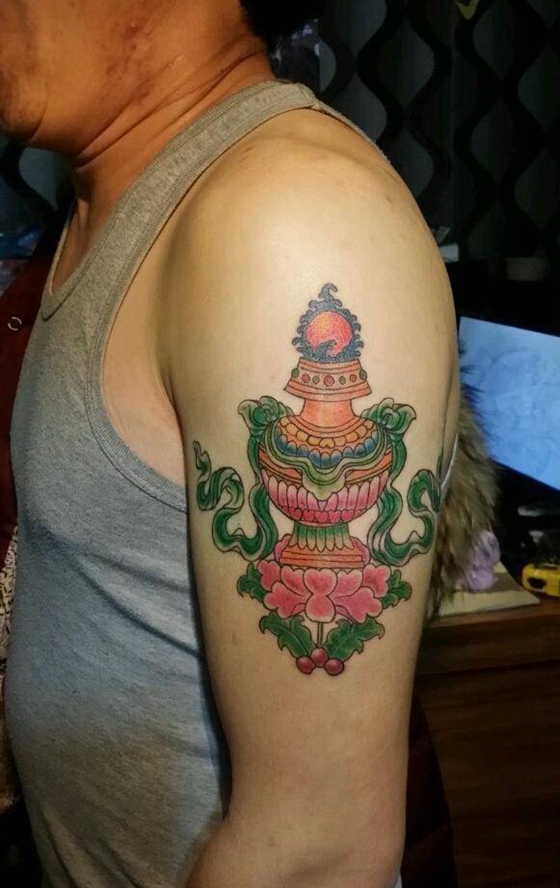 藏族吉祥八宝之一宝瓶纹身图片