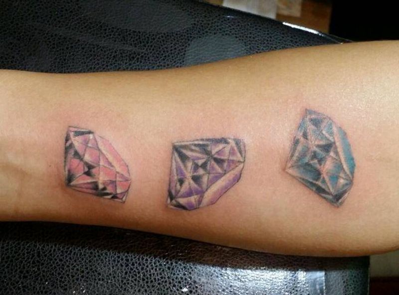 钻石纹身图片_手臂手部静物成品纹身图案