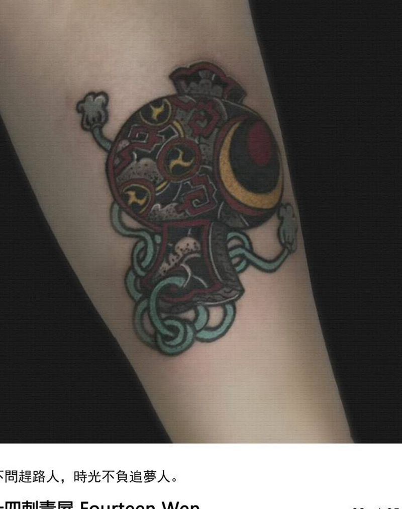 传统小号1纹身图片_手臂老传统纹身图案