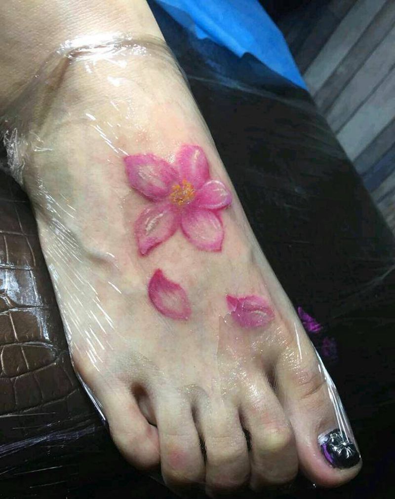樱花纹身图片_肩部胸部腰部臀部腿部脚部植物成品手稿纹身图案