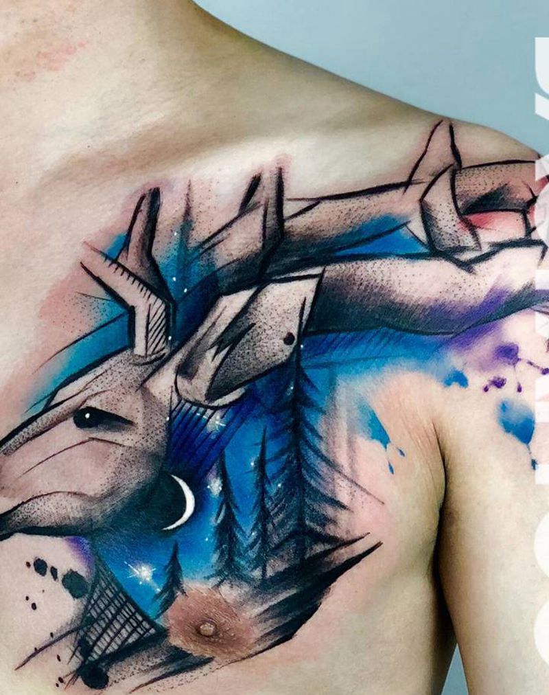 鹿纹身图片_胸部水彩纹身图案