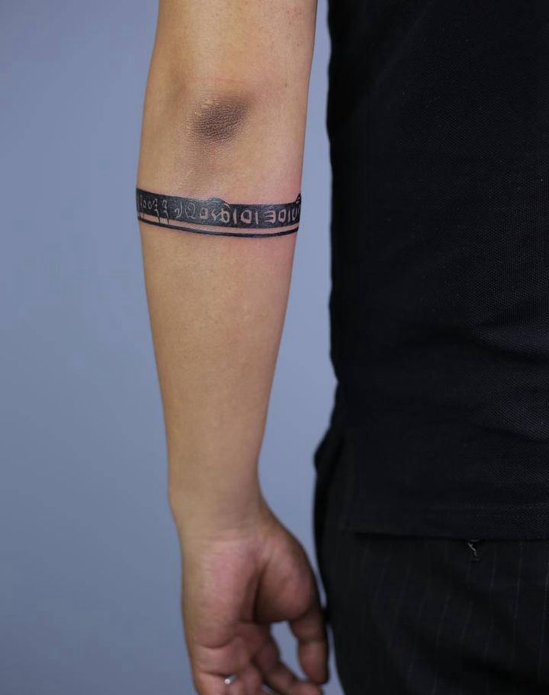 藏文镂空 臂环纹身图片_手臂图腾花体字藏传佛教西藏元素藏族元素纹身图案