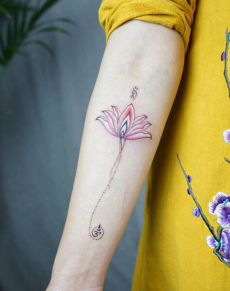 水彩莲花纹身图片_手臂水彩几何小清新纹身莲花女生纹身纹身图案