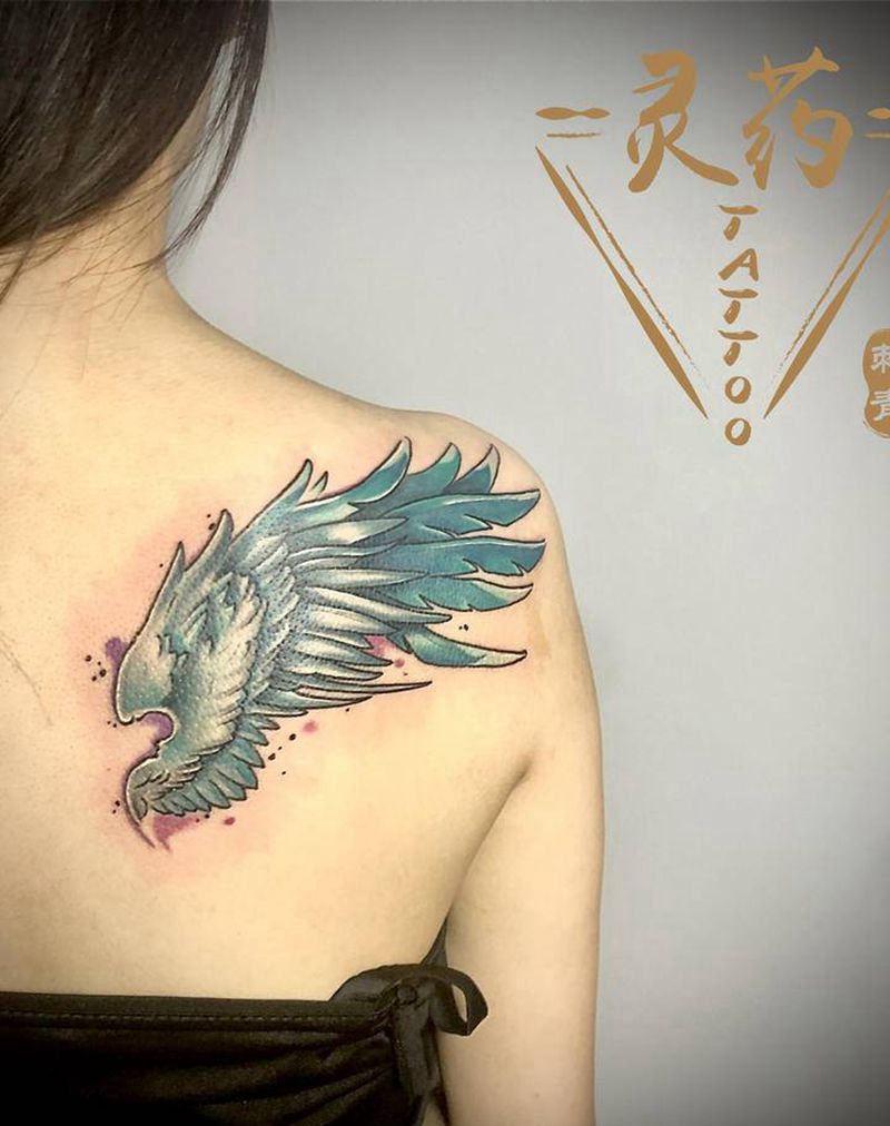 翅膀纹身图片_背部纹身图案