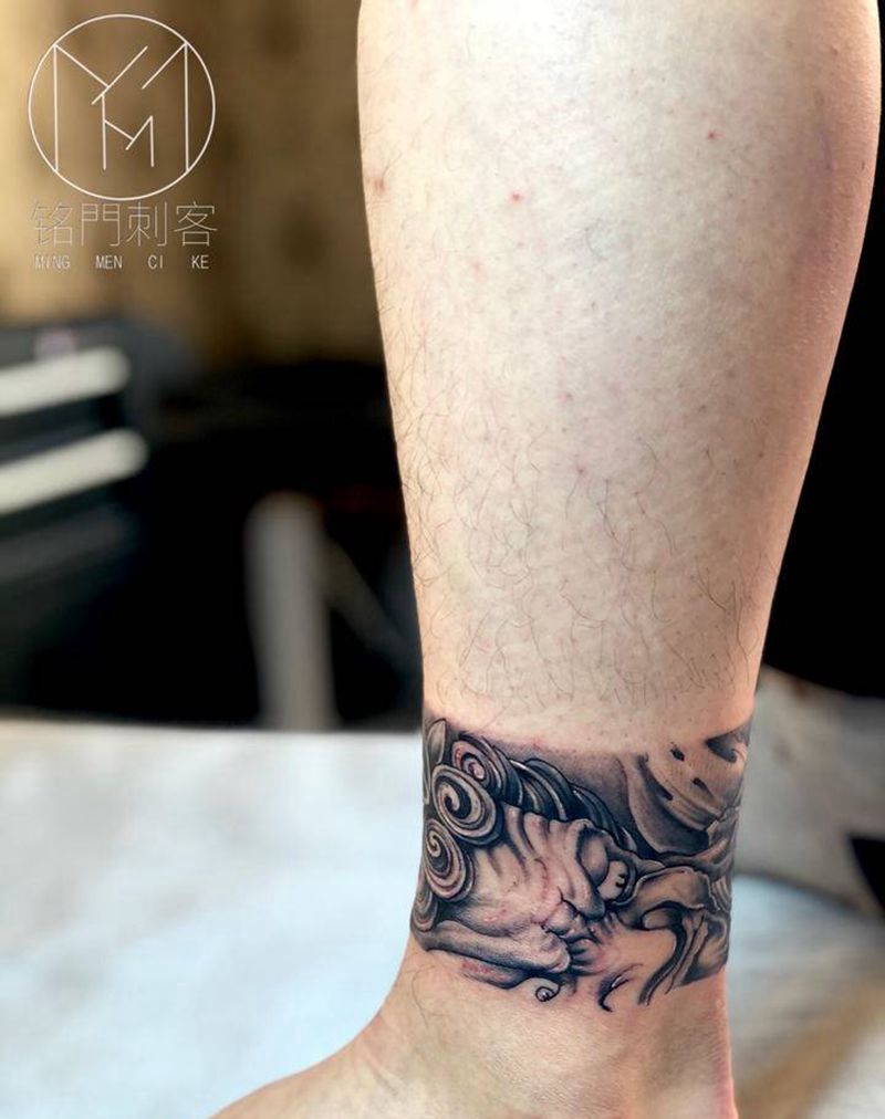 腿环纹身图片_脚部纹身图案