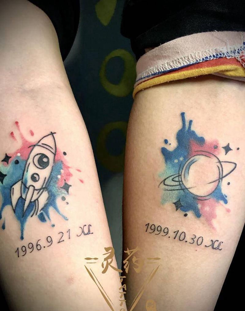 水彩情侣纹身图片_手臂纹身图案