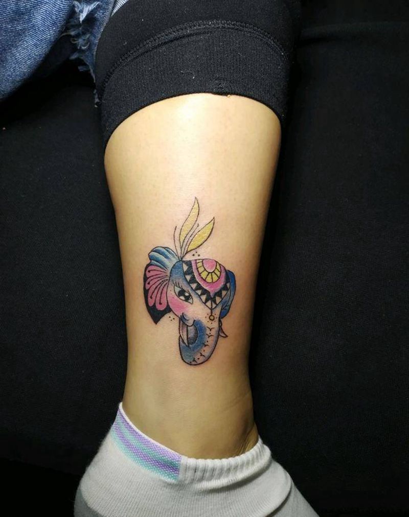 可爱小象纹身图片_腿部New School纹身图案