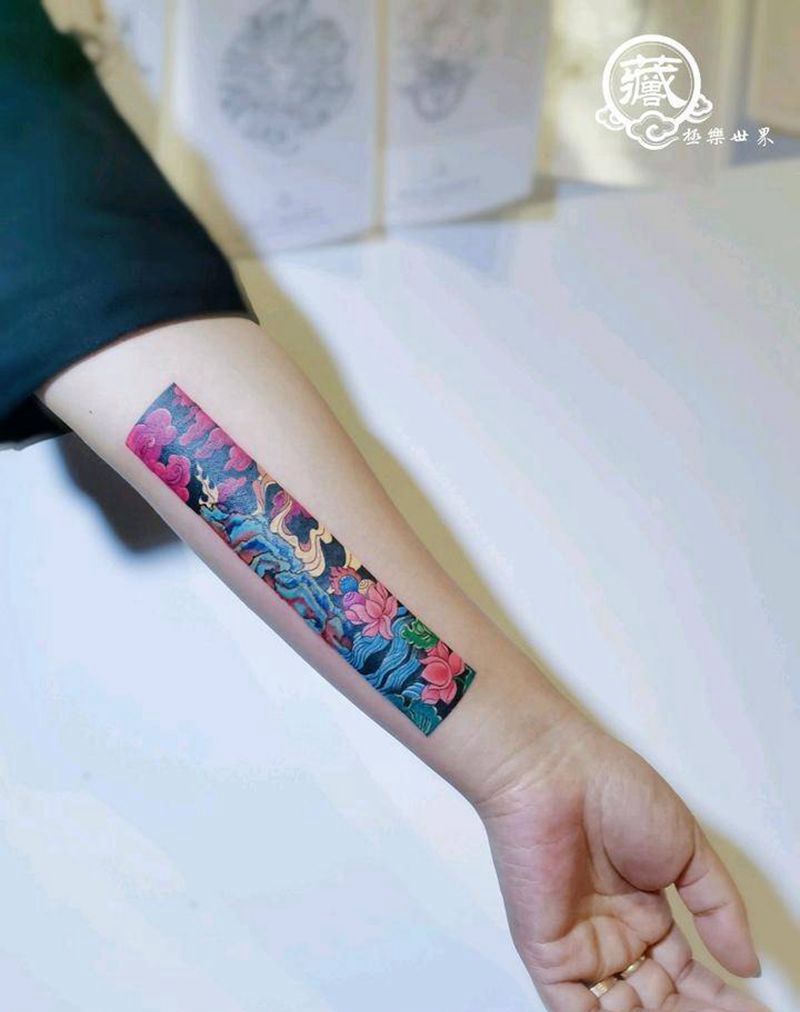 唐卡元素遮盖纹身图片_手臂手部新传统New School遮盖唐卡水彩纹身图案