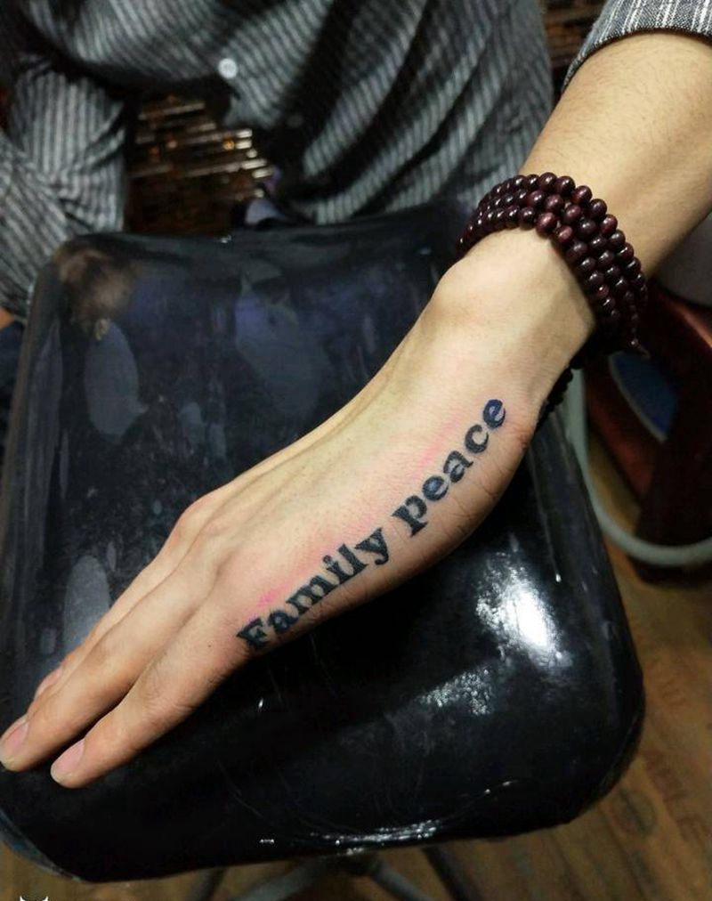 我不懂的英文纹身图片_手臂手部字符原创成品手稿纹身图案