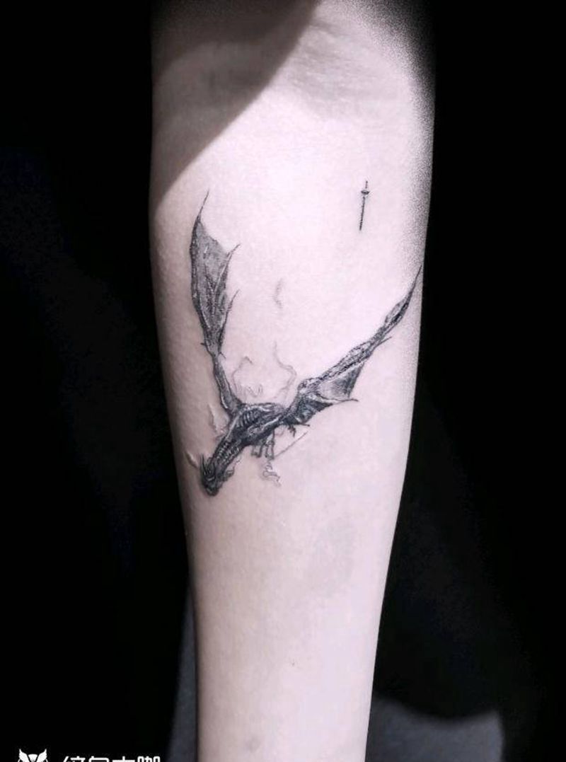 龙纹身图片_手臂欧美写实龙纹身图案