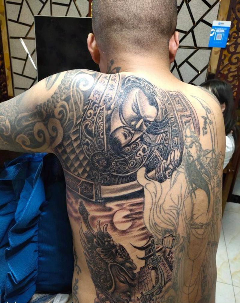 三国演义纹身图片_背部新传统纹身图案