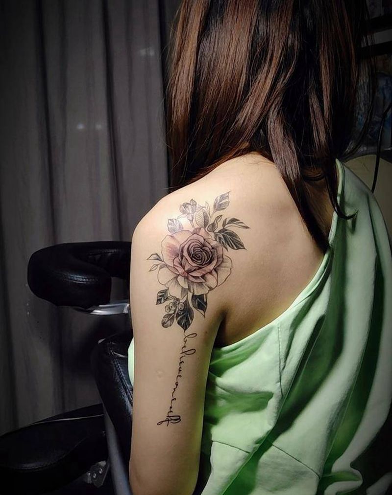 清新素花纹身图片_背部肩部欧美写实新传统素花纹身图案