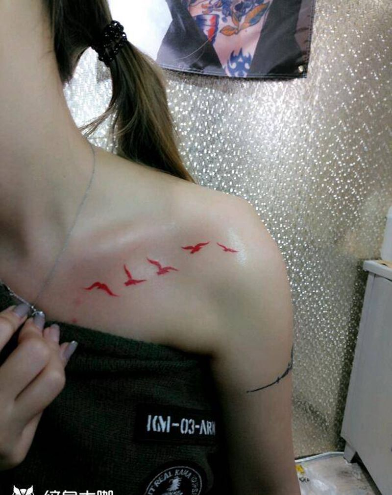 小清新大雁纹身图片_肩部胸部清新动物图腾成品纹身图案