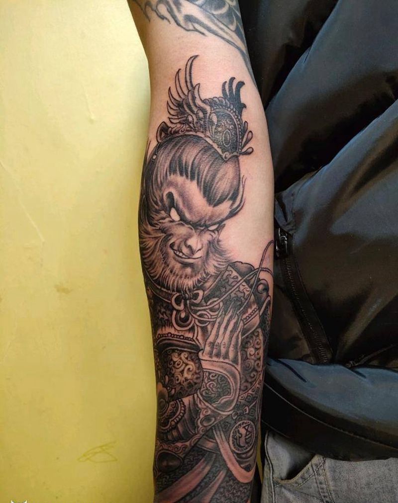 悟空纹身图片_手臂新传统遮盖纹身图案