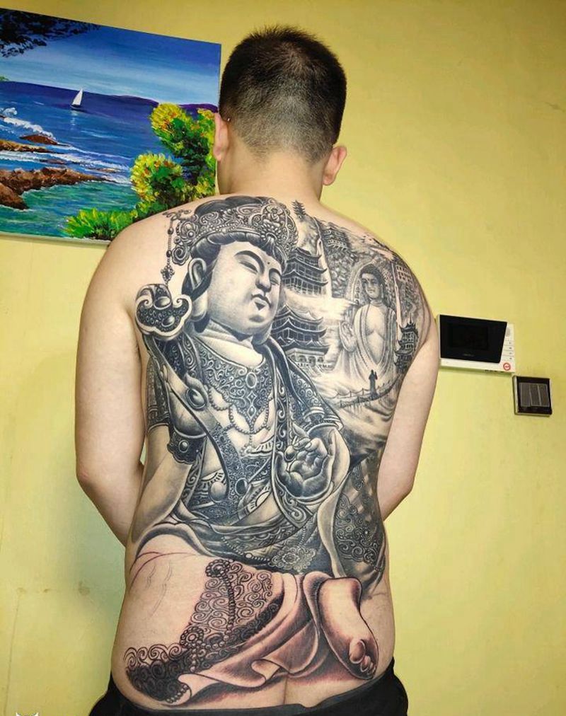 普贤菩萨纹身图片_背部新传统点刺纹身图案
