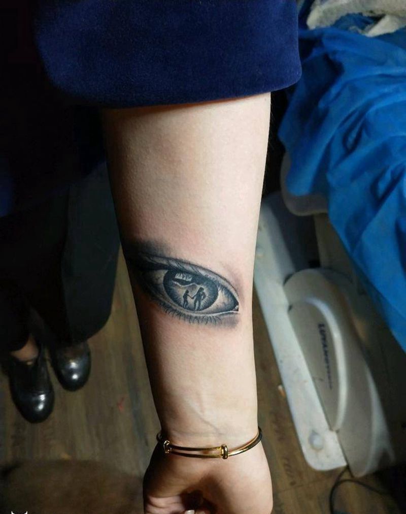 眼睛纹身图片_手臂传统人物纹身图案